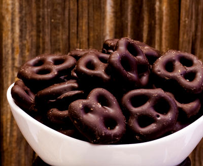PRETZELS, DARK CHOCOLATE