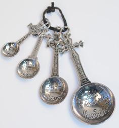 MEASURING SPOONS, CROSS