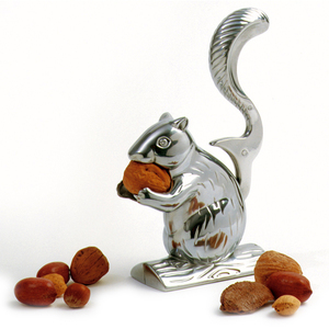 SQUIRREL CRACKER