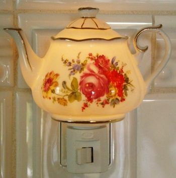 NIGHTLIGHT, TEAPOT